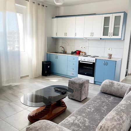 L.T. Noy'S Apartment Sarandë Eksteriør bilde