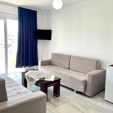 L.T. Noy'S Apartment Sarandë Eksteriør bilde