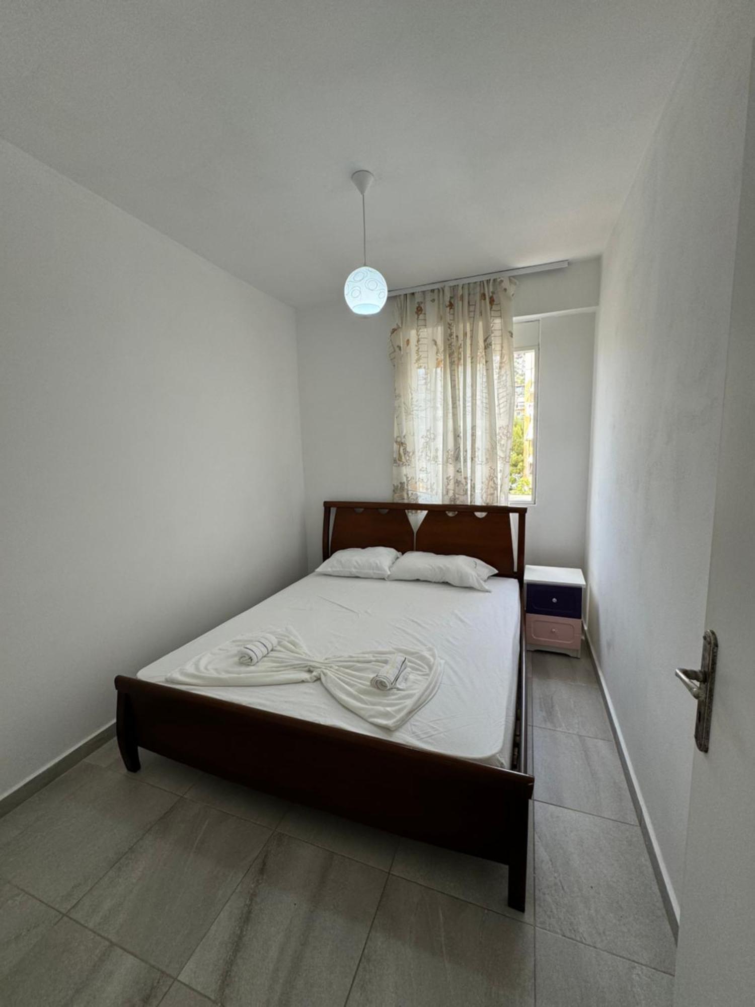 L.T. Noy'S Apartment Sarandë Eksteriør bilde