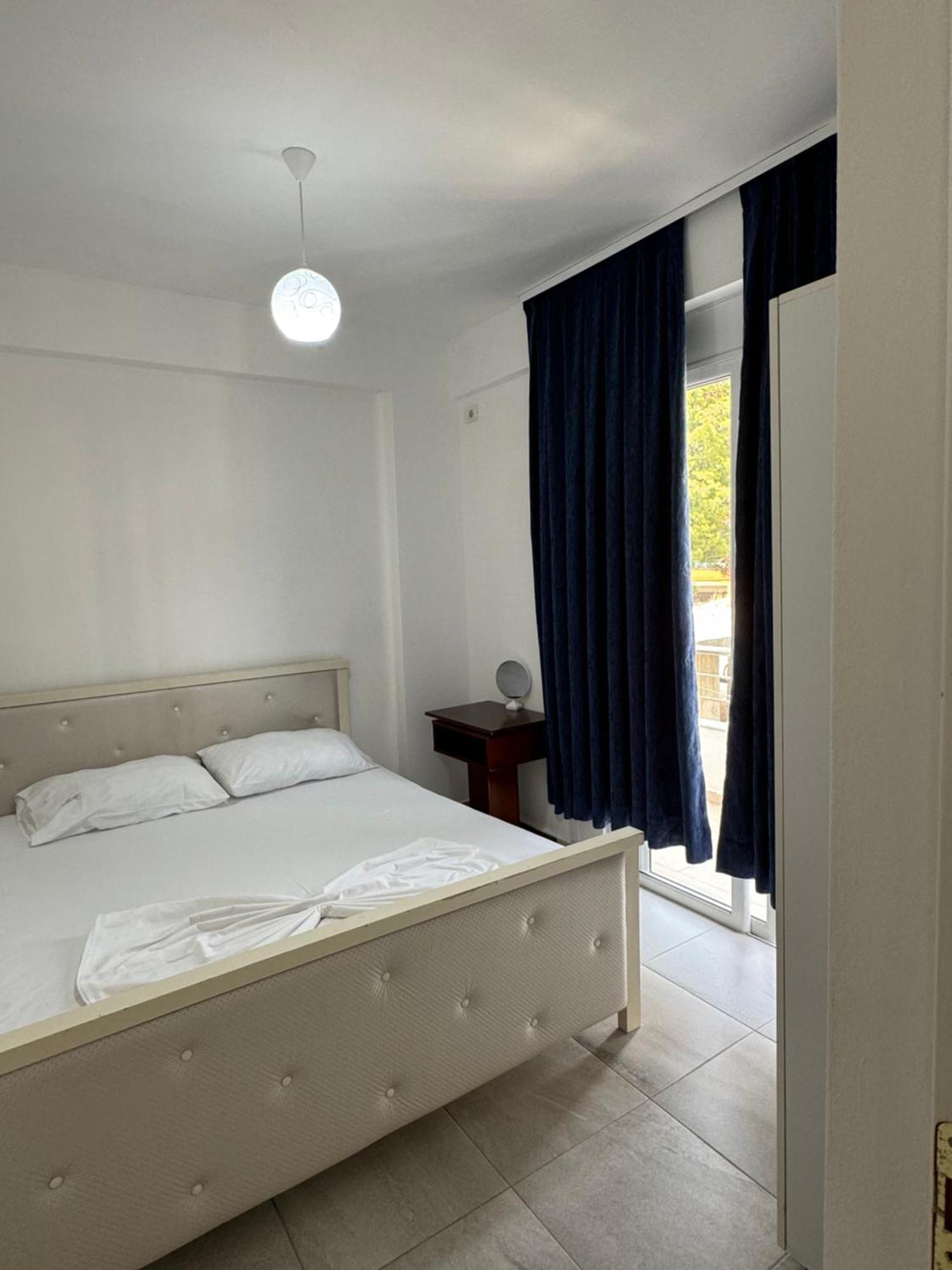 L.T. Noy'S Apartment Sarandë Eksteriør bilde